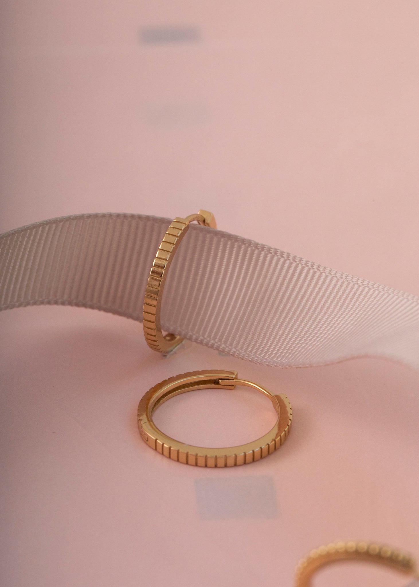 Pinstripe hoop 2cm - guldbelagt