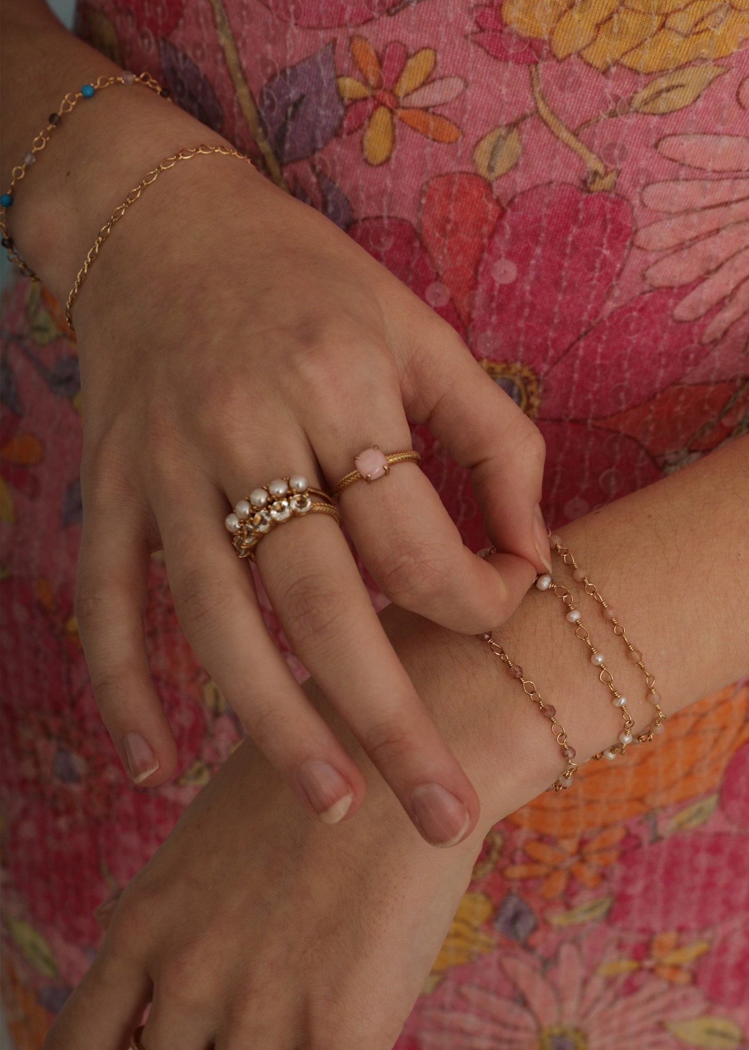 Reef ring med Pink Opal - guldbelagt
