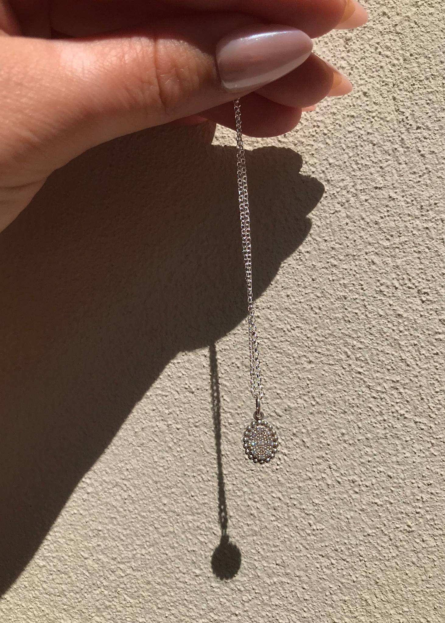 Elanor vedhæng med Diamant - oxideret sølv