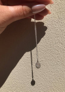 Elanor vedhæng med Diamant - oxideret sølv